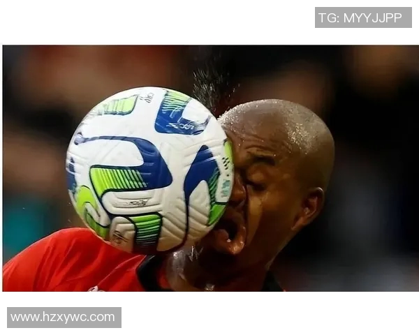 在日本街头偶遇足球明星的奇妙瞬间与拍照趣事分享